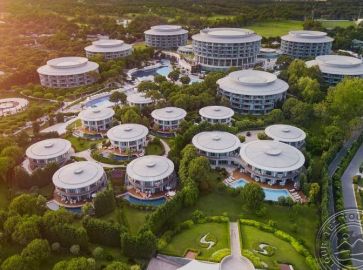 CALISTA LUXURY RESORT