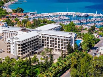 OZKAYMAK MARINA HOTEL