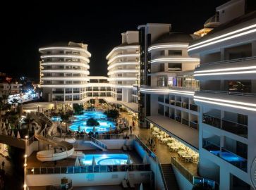 LAGUNA BEACH ALYA RESORT & SPA HOTEL