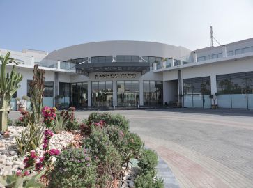 XANADU CLUB MAKADI BAY