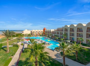 TITANIC BEACH RESORT & AQUAPARK