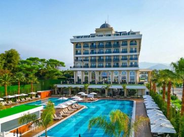 SERENITY QUEEN HOTEL