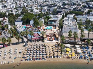 LADONIA LEO BEACH RESORT (Adults only 16+)