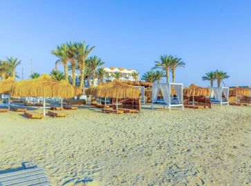 PROTELS BEACH CLUB & SPA