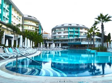 Seashell Resort & Spa