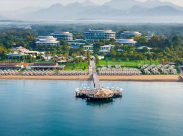 CALISTA LUXURY RESORT