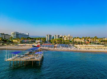 CONCORDIA CELES HOTEL