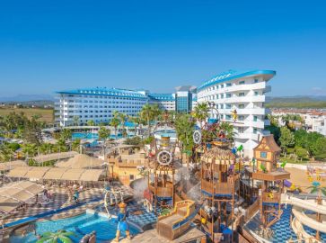 CRYSTAL ADMIRAL RESORT