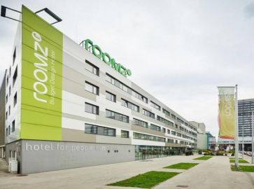 Roomz Vienna Superior или подобен