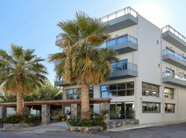 Pollis Hotel