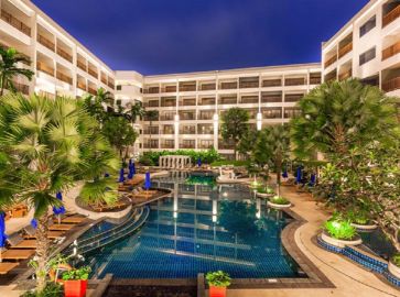 Deveena Plaza Patong