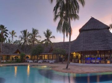 Bluebay Beach Resort and SPA