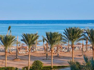 Coral Sea Water World Resort