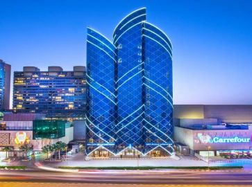City Seasons Towers Hotel (Burjuman)