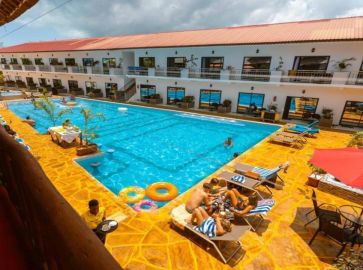 Canary Golden Hotel