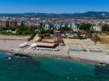 THE GARDEN BEACH