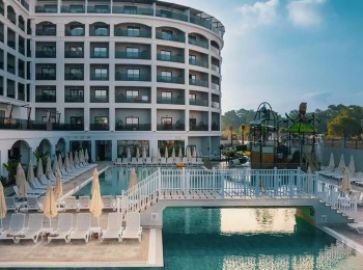 SIDE MOON PALACE HOTEL