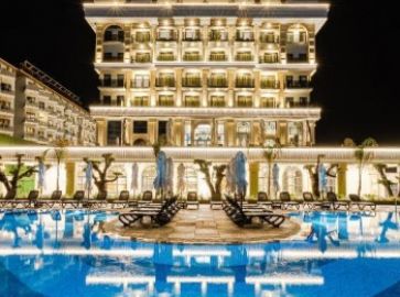 SERENITY QUEEN HOTEL