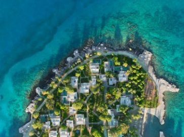 Minos Beach Art Hotel