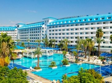 CRYSTAL ADMIRAL RESORT