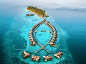 LILY BEACH RESORT & SPA AT HUVAHENDHOO
