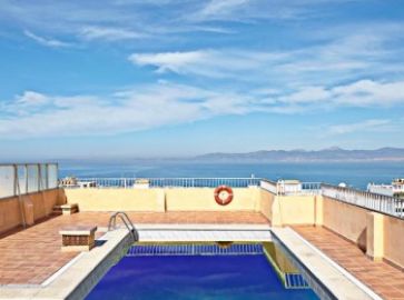 MLL Caribbean Bay