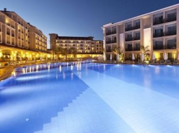 PALOMA OCEANA RESORT
