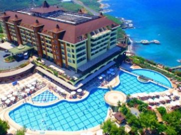UTOPIA WORLD HOTEL