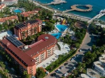 PALMERAS BEACH HOTEL