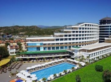 RAYMAR RESORT & AQUA