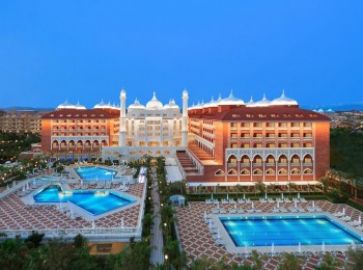 ROYAL TAJ MAHAL