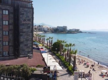SUNDAY BEACH HOTEL