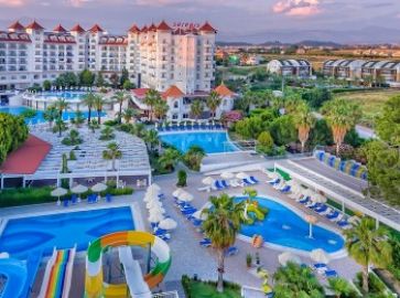 SERENIS HOTEL
