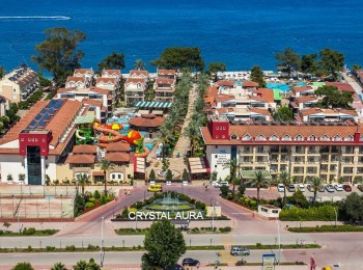 CRYSTAL AURA BEACH RESORT & SPA