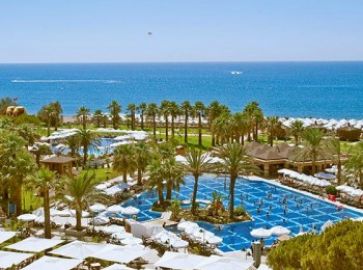 CRYSTAL TAT BEACH GOLF RESORT & SPA