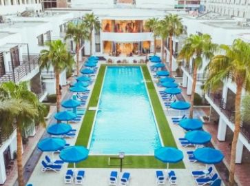 LA ROSA WAVES RESORT